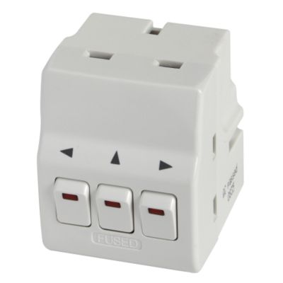 Masterplug 3-Way Individually Switched Adaptor