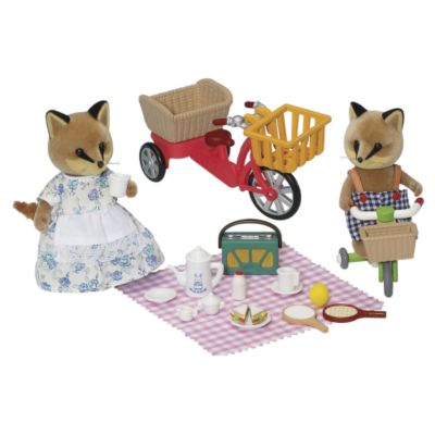 Statutory Sylvanian Families Bikes and Picnic Set