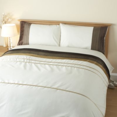 Tu Chocolate Panel Pintuck Bed Linen Set