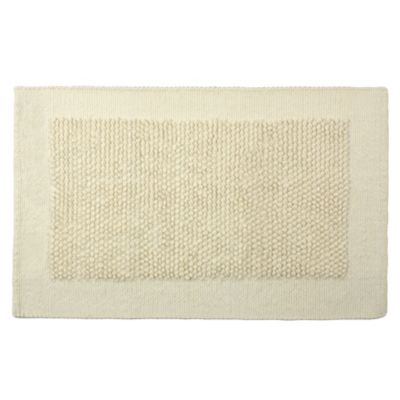 Tu Chenille Bobble Bath Mat Cream