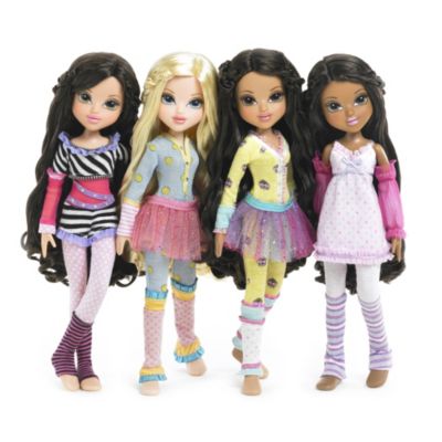 Moxie Doll with Fashion Set