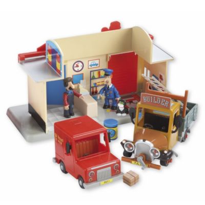 Statutory Postman Pat Teds Garage Playset