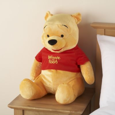 Statutory Giant Winnie the Pooh Soft Toy