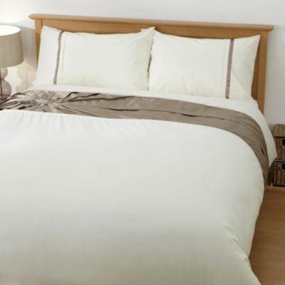 Home Collection Beaded Starburst Bed Linen Set