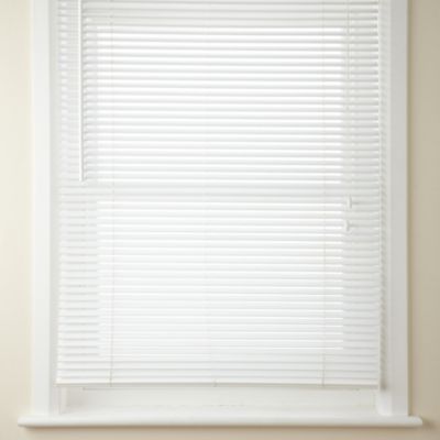 White 25mm Hardwood Venetian Blind