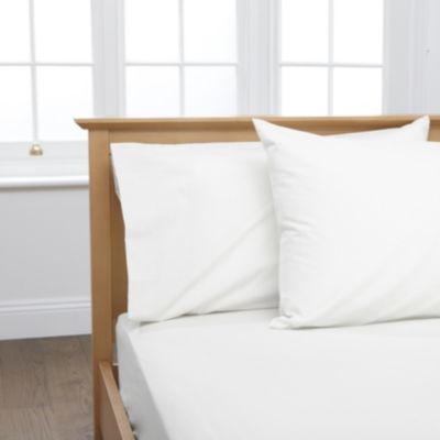 Tu White Fitted Sheet with Pillowcases