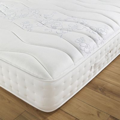 Rest Assured Vercelli 2000 Pocket Latex Mattress
