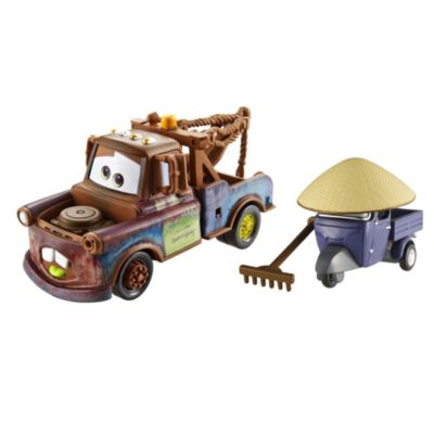 Cars 2 Race Team Mater & Zen Master