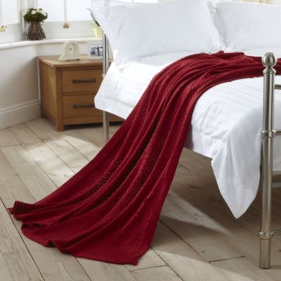 Tu Red Knitted Throw