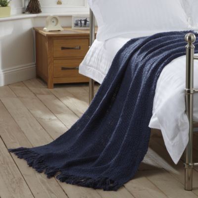 Tu Navy Chunky Knitted Throw