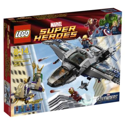 Quinjet Aerial Battle